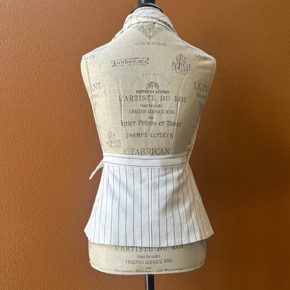 NWT! Nicholas Pinstriped “Dakotah Asymmetrical Halter Neck Vest” Size 4 - Picture 7 of 16